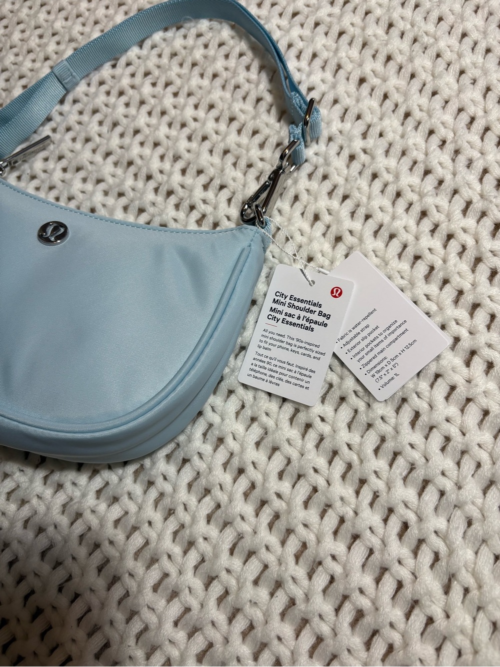 NWT lululemon foam cloud city essentials mini shoulder bag 1L - Picture 2 of 11